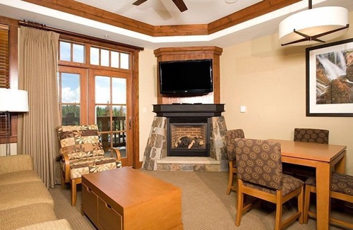 Peak 8 Condo | Alpine Condo + Fireplace, Balcony | Access to Spa