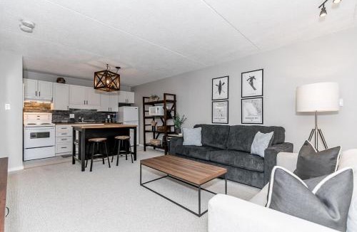 Collingwood House | Alpine Cove - Condo in Collingwood - Sleeps 6