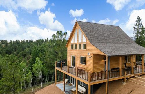 Rainbow Valley House | Alpine Escape: Family-Friendly w/Gorgeous Scenery