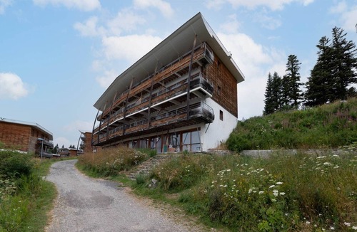 Chamrousse Apartment | Alpine Escape in Chamrousse