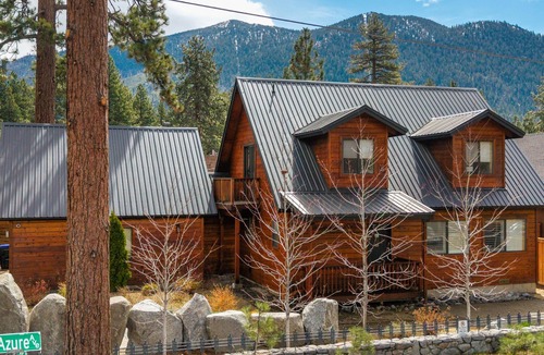 Lakeside Park House | Alpine Escape
