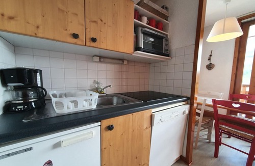 Venosc Apartment | Alpine Escape with Terrace