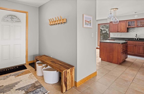 Warren House | Alpine Falls Chalet: Mountain Views | Ski Haven