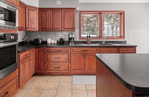 Warren House | Alpine Falls Chalet: Mountain Views | Ski Haven