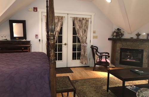Vernon Bed & Breakfast | Alpine Haus Bed & Breakfast Inn