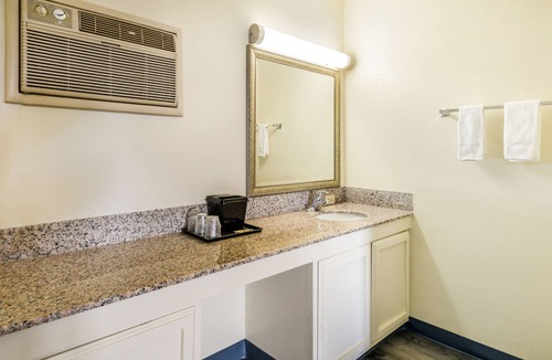 Abingdon Hotel | Alpine Motel