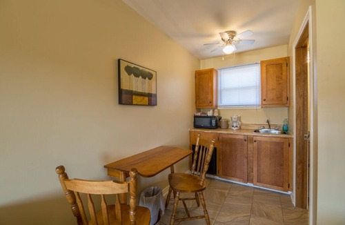 Alma Hotel | Alpine Motor Inn