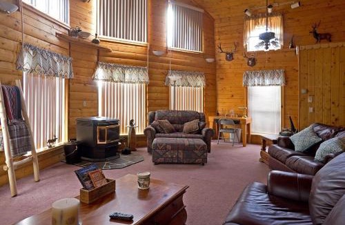 Alpine Village House | Alpine Mountain Top Home