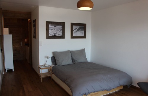 Randogne Apartment | Alpine panorama studio