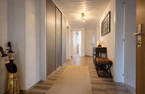 Frutigen Apartment | Alpine Retreat I Mountain View I BBQ I Parking