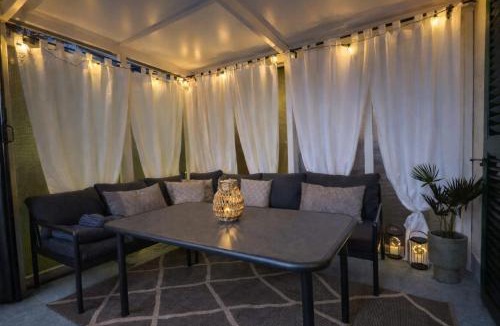 Frutigen Apartment | Alpine Retreat I Mountain View I BBQ I Parking
