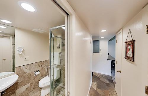 Vail Apartment | Alpine Retreat