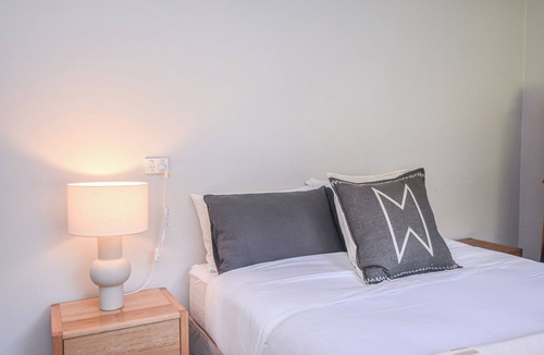 Ovens House | Alpine River Cottage