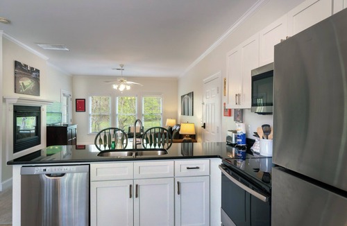 Helen Condo | Alpine River Suites #501 - Riverfront Condo