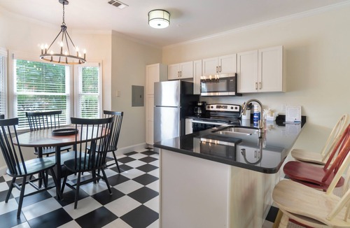 Helen Condo | Alpine River Suites #502 - Riverfront Condo