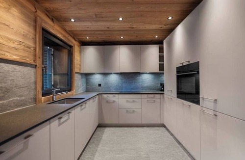 Champery Apartment | Alpine Spa Retreat - Champéry