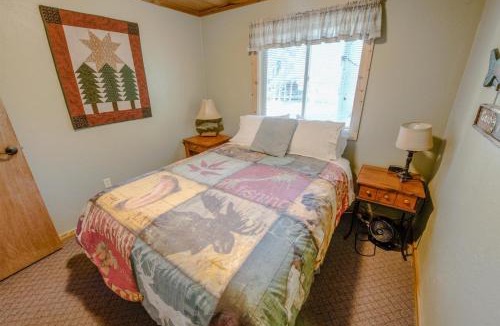 Lazy Acres House | Alpine Star Lodge