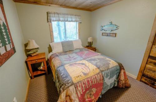 Lazy Acres House | Alpine Star Lodge