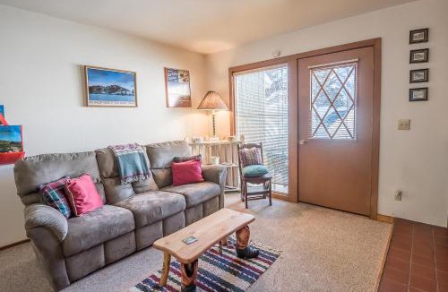 Ketchum House | Alpine Villa Condo 21