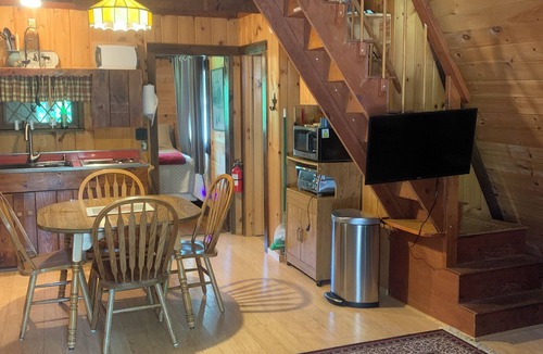 Warren Cabin | Alpine Village Chalet