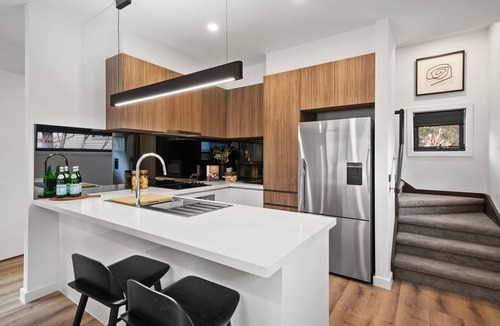 Dinner Plain Ski Chalet | Alpine Vision Chalet