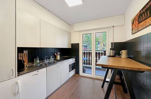 Lens Apartment | Alpine Vista - Next to the Cable car - Swiss Alps