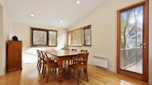 Dinner Plain House | Alpine Walkabout