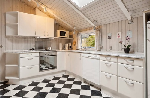 Kegnæshøj House | "Alrun" - 150m from the sea by Interhome