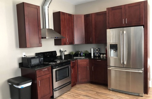 Lancaster Apartment | Al’s Apartment