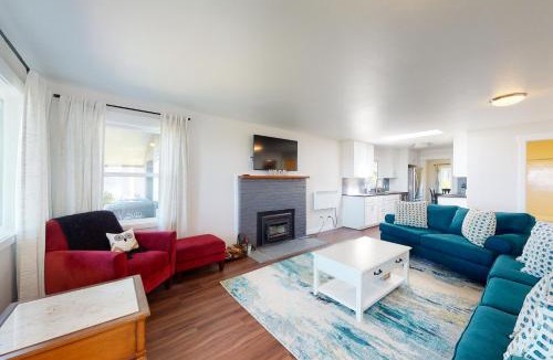 Waldport House | Alsea Sands