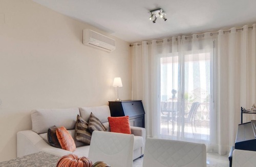 El Faro Apartment | Alta Loma 2 by Rafleys - Modern 1BR Apartment with Stunning Views