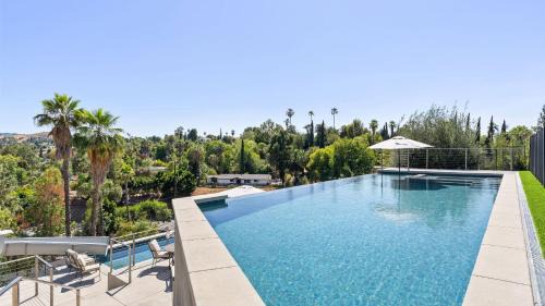 Woodland Hills Villa | Alta Vista Estate by AvantStay