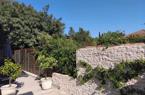 Piolenc House | Altahir