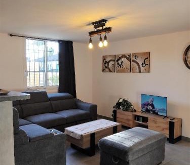 Piolenc House | Altahir