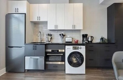 Vanier North Apartment | Alterra - Studio in Beechwood