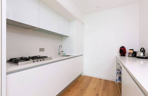 Laurieston Apartment | ALTIDO Fantastic 1-bed flat w/parking