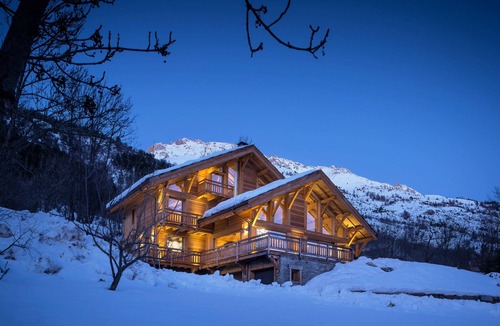 Le Serre Barbin Ski Chalet | Altitude
