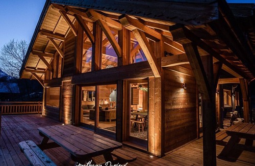 Le Serre Barbin Ski Chalet | Altitude