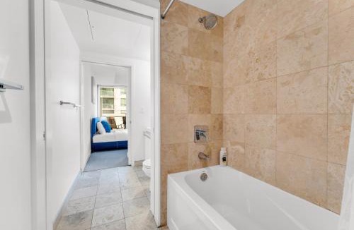 Downtown Toronto Apartment | Altitude Residences