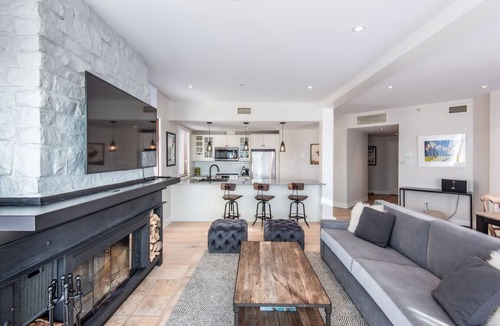 Mont-Tremblant House | Altitude Ski-in/Out at Resort with Private Hottub