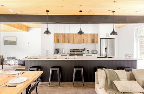Saint-Alexis-des-Monts Ski Chalet | ALTO - Luxurious boreal chalet