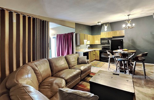 Alto Condo | Alto Mountain Sojourn | Pet-Friendly, Large Deck, Pool Access