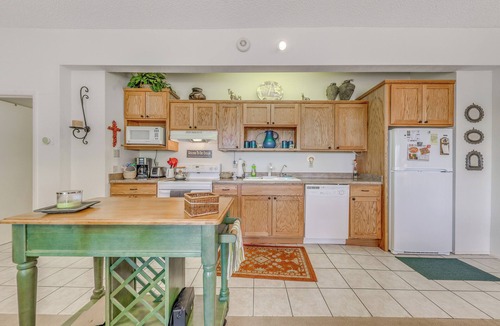 Alto House | Alto Townhome w/Deck Near Ski Apache!