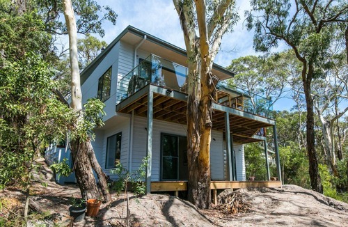 Lorne House | Alto Vista - Tree & Ocean Views