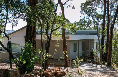 Lorne House | Alto Vista - Tree & Ocean Views