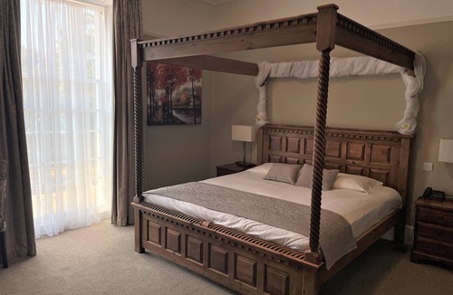 Alton Hotel | Alton House Hotel