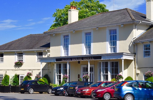 Alton Hotel | Alton House Hotel