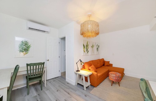 West Avenue Hotel | Alton Road