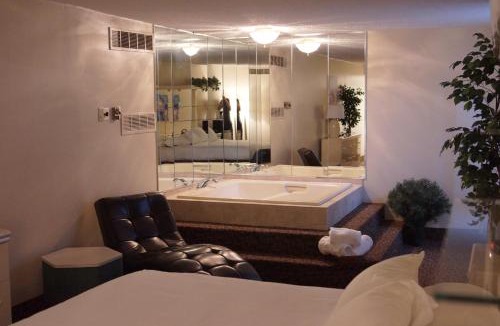Coupon Hotel | Altoona Grand Hotel