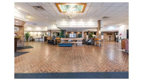 Coupon Hotel | Altoona Grand Hotel